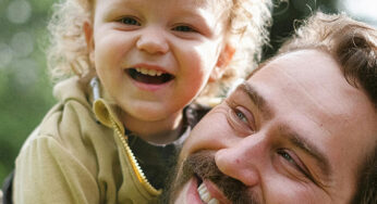 Tips for Teaching Kids to Floss